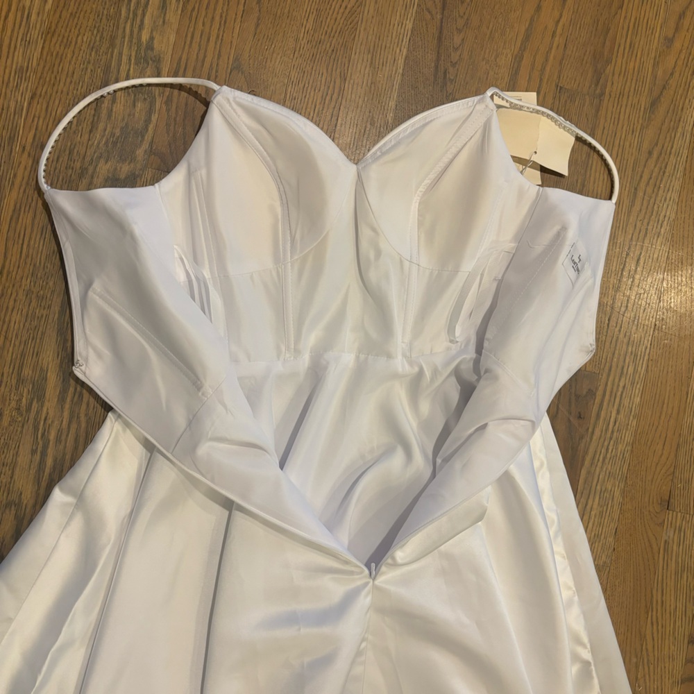 NWT Pearl Detail A-Line Tea Length Wedding Bridal Dress - Picture 7 of 9